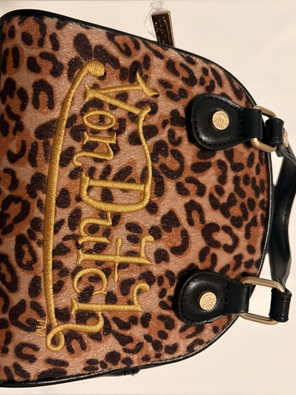Von Dutch Cheetah Mini Bowling Bag with Detachable Strap - New - Picture 2 of 8